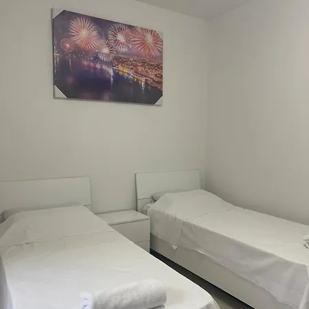 Kings Flat Close To San Julian Apartment San Gwann